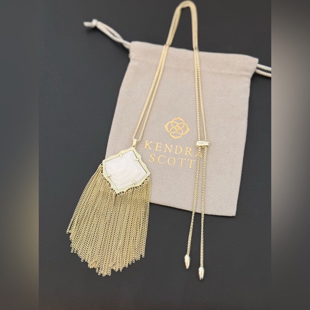 New Kendra Scott Kingston necklace mother of pearl